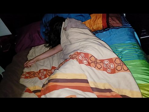 ❤️ Посинак грди своју младу маћеху док она спава. Само порно код нас sr.redpornpictures.ru ☑